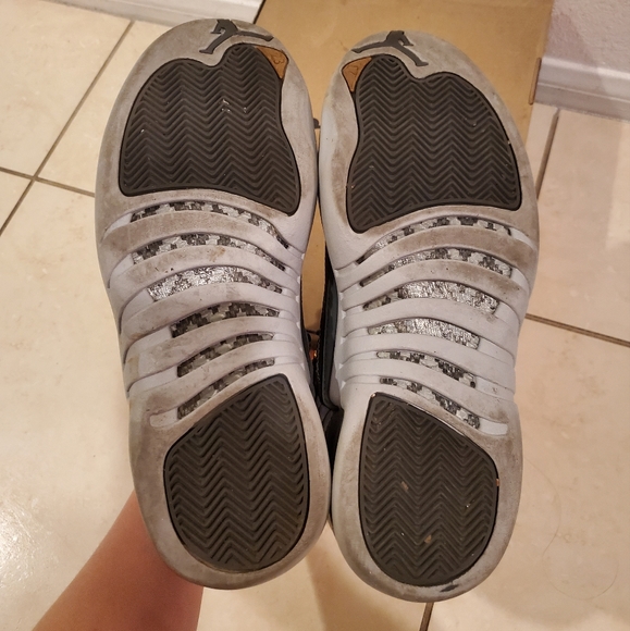 AIR JORDAN 12 RETRO - Picture 5 of 6